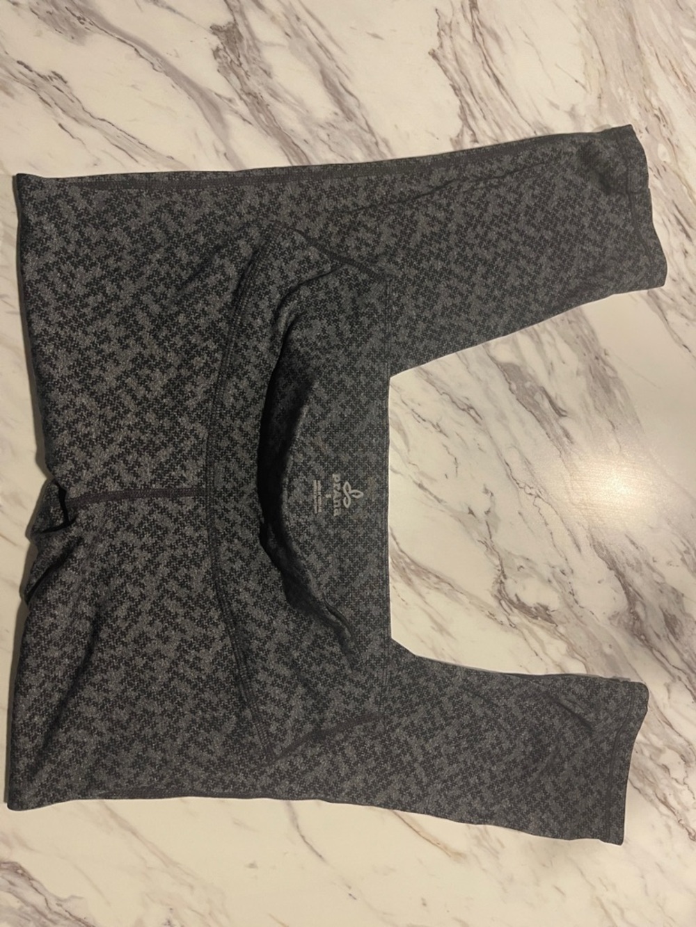 Prana Athletic Grey/Charcoal crop Leggings